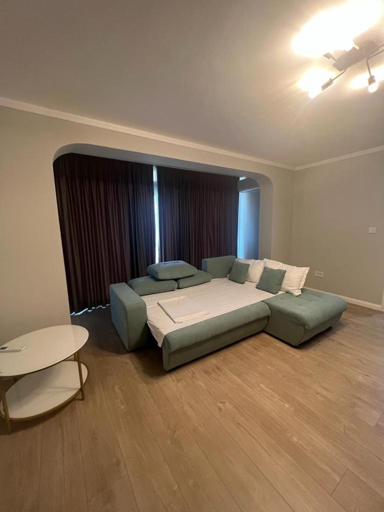 Apart Central Orşova المظهر الخارجي الصورة